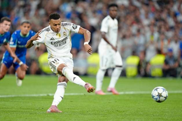 September 16, 2025, Madrid, Spain: Kylian MbappÃ of Real Madrid CF scores his team s second goal with a penalty kick during the UEFA Champions League match between Real Madrid CF and Olympique de Marseille at the Santiago BernabÃ u. Final Score; Real Madrid 2 - 1 Olympique de Marseille Madrid Spain - ZUMAs197 20250916_aaa_s197_336 Copyright: xGokhanxTanerx