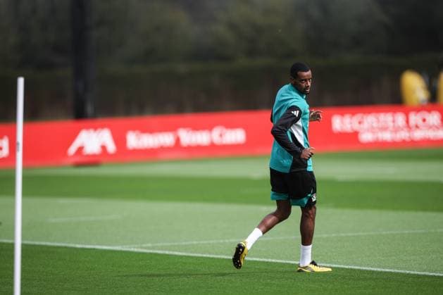 Liverpool Training Alexander Isak 16.9.2025. Liverpool Champions League training, Axa Training Centre, Kirkby, Liverpool. Times Photographer Bradley Ormesher. Alexander Isak in training with team and Arne Slot  Copyright: xBradleyxOrmesherx NINTCHDBPICT001023855593