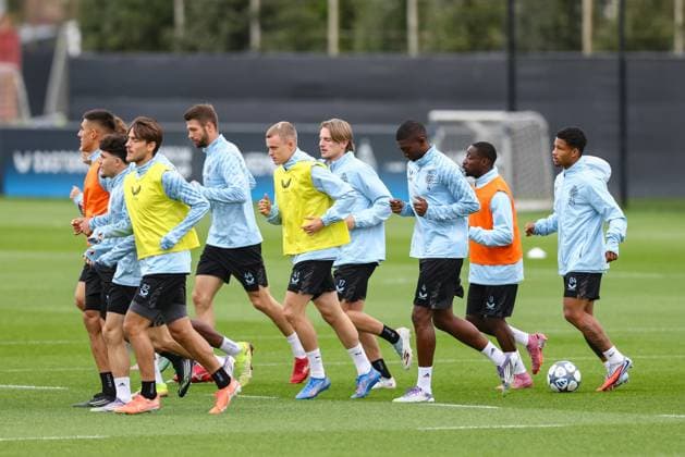 Club s players pictured during a training session of Belgian soccer team Club Brugge, in Brugge, on Wednesday 17 September 2025. The team is preparing for a game against French team AS Monaco on Thursday, on the opening day of the League phase of the UEFA Champions League tournament. BRUNOxFAHY  x134507291x