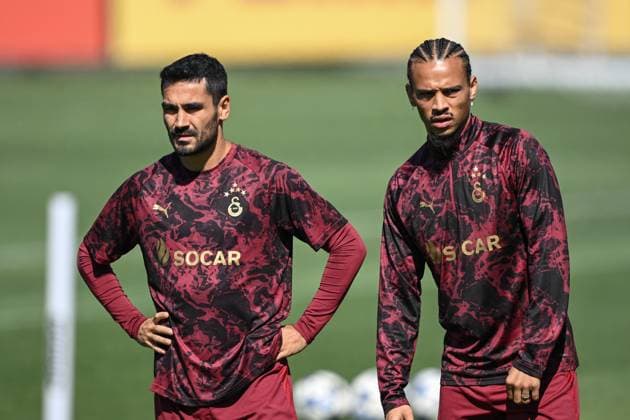 Ahead of UEFA Champions League: Eintracht Frankfurt v Galatasaray ISTANBUL, TURKIYE - SEPTEMBER 17: Ilkay Gundogan (L) and Lorey Sane (R) of Galatasaray attend training session at Metin Oktay Facilities in Istanbul, Turkiye on September 17, 2025, ahead of UEFA Champions League football match between Eintracht Frankfurt and Galatasaray to be held at Deutsche Bank Park, in Frankfurt, Germany. Abdullah Guclu Anadolu Istanbul Turkey. Editorial use only. Please get in touch for any other usage.  Copyright: x2025xAnadoluxAbdullahxGuclux