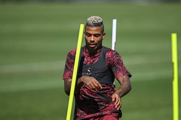 Ahead of UEFA Champions League: Eintracht Frankfurt v Galatasaray ISTANBUL, TURKIYE - SEPTEMBER 17: Mario Lemina of Galatasaray attends training session at Metin Oktay Facilities in Istanbul, Turkiye on September 17, 2025, ahead of UEFA Champions League football match between Eintracht Frankfurt and Galatasaray to be held at Deutsche Bank Park, in Frankfurt, Germany. Abdullah Guclu Anadolu Istanbul Turkey. Editorial use only. Please get in touch for any other usage.  Copyright: x2025xAnadoluxAbdullahxGuclux
