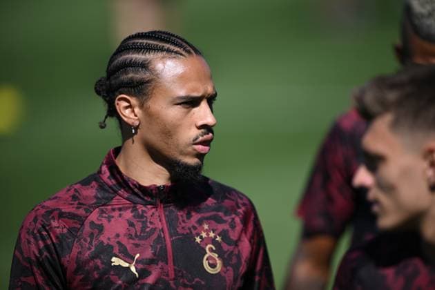 Ahead of UEFA Champions League: Eintracht Frankfurt v Galatasaray ISTANBUL, TURKIYE - SEPTEMBER 17: Leroy Sane of Galatasaray attends training session at Metin Oktay Facilities in Istanbul, Turkiye on September 17, 2025, ahead of UEFA Champions League football match between Eintracht Frankfurt and Galatasaray to be held at Deutsche Bank Park, in Frankfurt, Germany. Abdullah Guclu Anadolu Istanbul Turkey. Editorial use only. Please get in touch for any other usage.  Copyright: x2025xAnadoluxAbdullahxGuclux