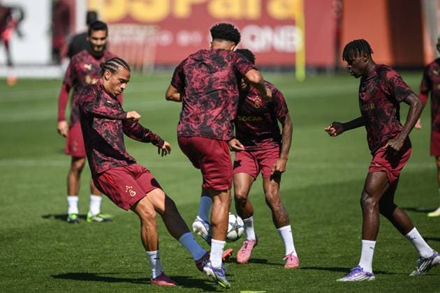 Football, CL, Galatasaray Istanbul Training