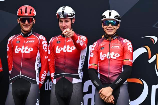 Grand Prix de Wallonie 2025 Cycling Race NAMUR, BELGIUM - SEPTEMBER 17 : team Lotto , De Lie Arnaud (BEL) of Lotto during the 66th edition of Grand Prix de Wallonie an UCI ProSeries 1.Pro one day cycling road race for Men Elite of 187 km with start in Dison and finish in Citadelle de Namur on September 17, 2025 in Namur, Belgium, 17 09 2025 ( Motordriver Stefan Boone - Namur Belgium  Copyright: xVincentxKalutx