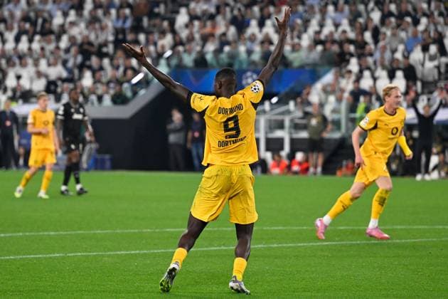 Turin, Allianz Stadium, 16 09 25, ITA, Men, UEFA Champions Leaugue, Season 2025 2026, Juventus Turin Borussia Dortmund Image The jersey of Serhou GUIRASSY Dortmund does not show his name on the back but twice the inscription Dortmund jersey Panne UEFA regulations prohibit any use of photographs as image sequences and or quasi video Piedmont Italy