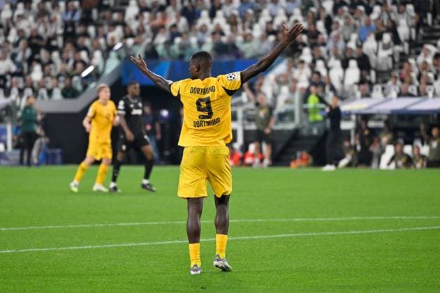 Turin, Allianz Stadium, 16 09 25, ITA, Men, UEFA Champions Leaugue, Season 2025 2026, Juventus Turin Borussia Dortmund Image The jersey of Serhou GUIRASSY Dortmund does not show his name on the back but twice the inscription Dortmund jersey Panne UEFA regulations prohibit any use of photographs as image sequences and or quasi video Piedmont Italy