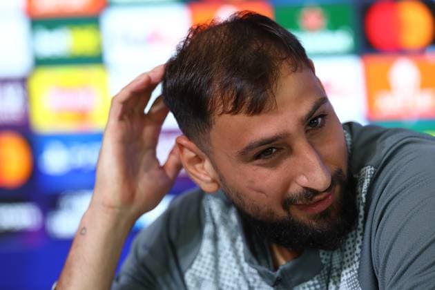 Manchester City Training Session And press conference, PK, Pressekonferenz - UEFA Champions League 2025 26 League Phase MD1 Gianluigi Donnarumma of Manchester City speaks with the media during a press conference ahead of the UEFA Champions League 2025 26 League Phase at Manchester City Football Academy in Manchester, England, on September 17, 2025. Manchester England  Copyright: xCiroxDexLucax originalFilename:deluca-gbrmanch250917_npaBu.jpg