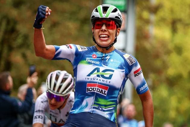 Belgian Shari Bossuyt celebrates as she crosses the finish line to win the one day cycling race Grand Prix de Wallonie 2025 (128,7km), in Namur, on Wednesday 17 September 2025. DAVIDxPINTENS  x134523193x