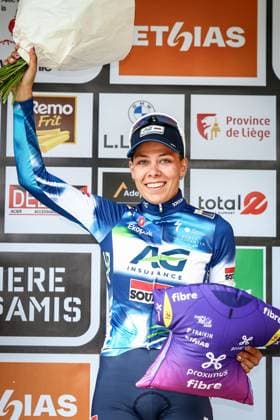 Belgian Shari Bossuyt celebrates on the podium after winning the one day cycling race Grand Prix de Wallonie 2025 (128,7km), in Namur, on Wednesday 17 September 2025. DAVIDxPINTENS  x134523563x