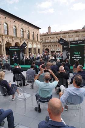 Bologna, Italia - Cronaca - 17 Settembre 2025 - sorteggio squadre per ottavi di finale coppa Davis in piazza Maggiore a Bologna - (Photo Michele Nucci LaPresse) News - Bologna, Italy - September 17, 2025 - Davis Cup Round of 16 draw in Piazza Maggiore, Bologna - (Photo Michele Nucci LaPresse)  Copyright: xMichelexNucci LaPressex