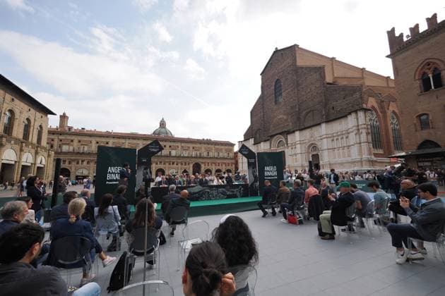 Bologna, Italia - Cronaca - 17 Settembre 2025 - sorteggio squadre per ottavi di finale coppa Davis in piazza Maggiore a Bologna - (Photo Michele Nucci LaPresse) News - Bologna, Italy - September 17, 2025 - Davis Cup Round of 16 draw in Piazza Maggiore, Bologna - (Photo Michele Nucci LaPresse)  Copyright: xMichelexNucci LaPressex