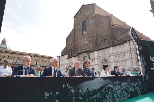 Bologna, Italia - Cronaca - 17 Settembre 2025 - sorteggio squadre per ottavi di finale coppa Davis in piazza Maggiore a Bologna - (Photo Michele Nucci LaPresse) News - Bologna, Italy - September 17, 2025 - Davis Cup Round of 16 draw in Piazza Maggiore, Bologna - (Photo Michele Nucci LaPresse)  Copyright: xMichelexNucci LaPressex