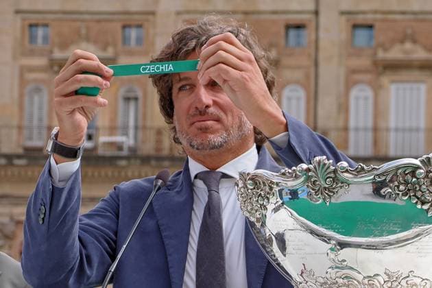 Bologna, Italia - Cronaca - 17 Settembre 2025 - sorteggio squadre per ottavi di finale coppa Davis in piazza Maggiore a Bologna - Feliciano Lopez direttore del Torneo - (Photo Michele Nucci LaPresse) News - Bologna, Italy - September 17, 2025 - Davis Cup Round of 16 draw in Piazza Maggiore, Bologna - (Photo Michele Nucci LaPresse)  Copyright: xMichelexNucci LaPressex