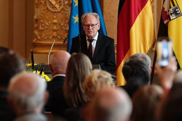 Gustav Adolf Täve Schur, the 94-year-old former cyclist, is honored for his services to sport, for his motivational commitment to promoting young talent and for his role model effect that continues to this day He won the International Peace Ride in 1955 and 1959 and the World Amateur Road Championship in 1958 and 1959, among others To this day, he is a persistent motivator for exercise, healthy eating and public spirit Minister President Dr. Reiner Haseloff CDU, Saxony-Anhalt presented the Order of Merit of the State of Saxony-Anhalt to one citizen and six citizens in the Magdeburg State Chancellery on Wednesday, 17 September 2025
