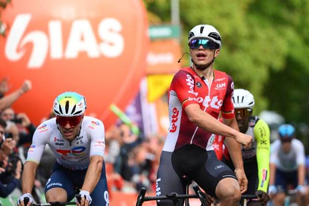 Grand Prix de Wallonie 2025 Cycling Race NAMUR, BELGIUM - SEPTEMBER 17 : De Lie Arnaud (BEL) of Lotto wins, second place for Jeanniere Emilien (FRA) of Team TotalEnergies, third place for Girmay Biniam (ERI) of Intermarche - Wanty during the 66th edition of Grand Prix de Wallonie an UCI ProSeries 1.Pro one day cycling road race for Men Elite of 187 km with start in Dison and finish in Citadelle de Namur on September 17, 2025 in Namur, Belgium, 17 09 2025 ( Motordriver Stefan Boone - Namur Belgium  Copyright: xVincentxKalutx