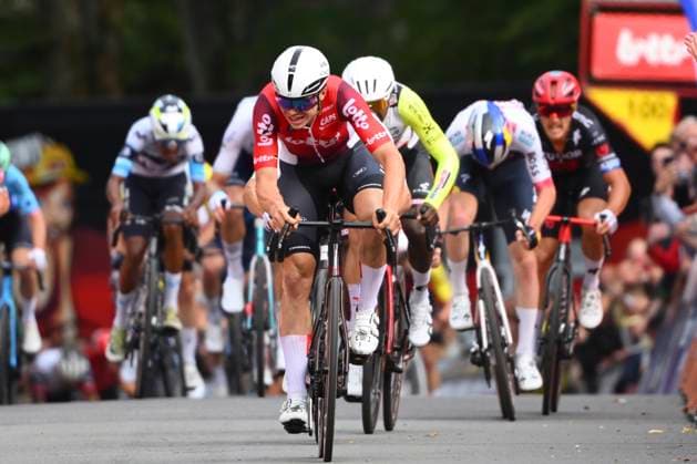 Grand Prix de Wallonie 2025 Cycling Race NAMUR, BELGIUM - SEPTEMBER 17 : De Lie Arnaud (BEL) of Lotto wins, second place for Jeanniere Emilien (FRA) of Team TotalEnergies, third place for Girmay Biniam (ERI) of Intermarche - Wanty during the 66th edition of Grand Prix de Wallonie an UCI ProSeries 1.Pro one day cycling road race for Men Elite of 187 km with start in Dison and finish in Citadelle de Namur on September 17, 2025 in Namur, Belgium, 17 09 2025 ( Motordriver Stefan Boone - Namur Belgium  Copyright: xVincentxKalutx