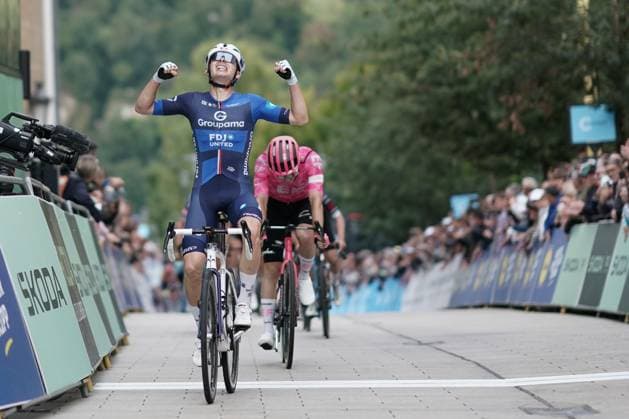 Cycling Tour de Luxembourg 2025 17 09 2025, Cyclisme, Cycling, Tour de Luxembourg, Tour of Luxembourg, 2025, Luxembourg, vl winner Romain GregoireGroupama FDJ ahead of Marijn van den BergEF Education EasyPost