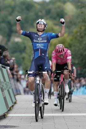 Cycling Tour de Luxembourg 2025 17 09 2025, Cyclisme, Cycling, Tour de Luxembourg, Tour of Luxembourg, 2025, Luxembourg, vl winner Romain GregoireGroupama FDJ ahead of Marijn van den BergEF Education EasyPost