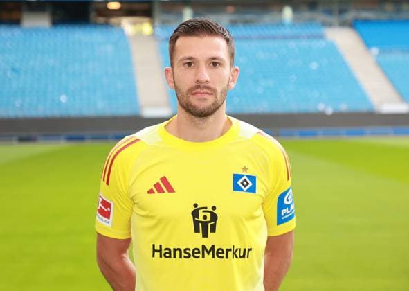 official portrait appointment club Hamburger SV 2025 2026 Daniel Heuer Fernandes Hamburger SV 1 17 09 2025, sports hall, Hamburg, official portrait appointment club Hamburger SV 2025 2026 nordphotoxGmbHxx xHoyer nph00001