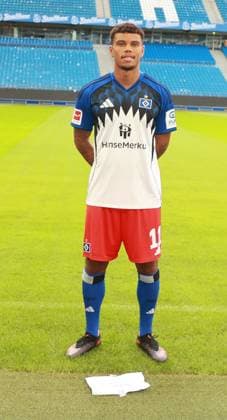 official portrait date club Hamburger SV 2025 2026 Ransford Königsdörffer Koenigsdorffer Hamburger SV 11 17 09 2025, sports hall, Hamburg, official portrait date club Hamburger SV 2025 2026 nordphotoxGmbHxx xHoyer nph00001