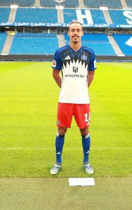 official portrait appointment club Hamburger SV 2025 2026 Yussuf Poulsen Hamburger SV 15 17 09 2025, Sporthalle, Hamburg, official portrait appointment club Hamburger SV 2025 2026 nordphotoxGmbHxx xHoyer nph00001