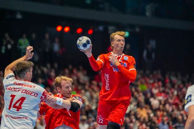 Handball, Champions League Kolstad Dinamo Bucuresti Trondheim 20250917 Kolstad Handballs Simon Jeppsson during the Champions League handball match between Kolstad and Dinamo Bucuresti in Trondheim Spektrum Photo Ole Martin Wold NTB Trondheim Norway EDITORIAL USE ONLY RESTRICTED USE FOR BETTING COMPANIES  Copyright: xOlexMartinxWoldx xNTBx