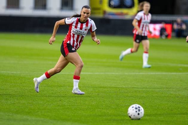 Eindhoven, Netherlands, September 17th 2025: Riola Xhemaili (7 PSV Eindhoven) runs with the ball during the UEFA Womens Europa Cup 2025 26 First Qualifying Round game between PSV Eindhoven and Rosenborg BK at De Herdgang in Eindhoven, the Netherlands. (Leiting Gao SPP) Copyright: xLeitingxGaox xSPPx spp-en-LeGaSp-LG202509174489