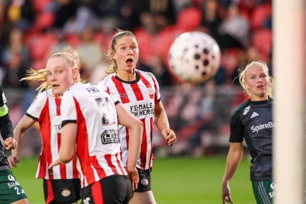 Eindhoven, Netherlands, September 17th 2025: Emma Frijns (25 PSV Eindhoven) shoots at goal during the UEFA Womens Europa Cup 2025 26 First Qualifying Round game between PSV Eindhoven and Rosenborg BK at De Herdgang in Eindhoven, the Netherlands. (Leiting Gao SPP) Copyright: xLeitingxGaox xSPPx spp-en-LeGaSp-LG202509174729