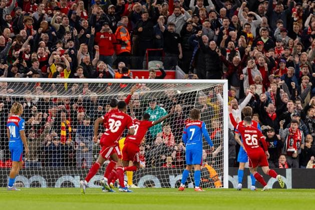 Football - UEFA Champions League - League Phase - Liverpool FC v Atletico Madrid LIVERPOOL, ENGLAND - Wednesday, September 17, 2025: Liverpool s Andy Robertson celebrates after scoring the first goal during the UEFA Champions League match between Liverpool FC and Atletico Madrid FC at Anfield. (Photo by David Rawcliffe Propaganda) LIVERPOOL Anfield MERSEYSIDE ENGLAND  Copyright: xDavidxRawcliffex P2025-09-17-Liverpool_Atletico-11
