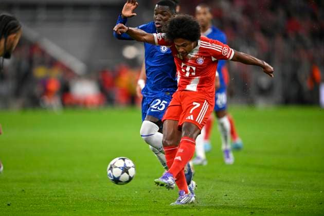 Goal Kick Action Goal Chance Serge Gnabry FC Bayern Muenchen FCB 07 vs Moises Caicedo Chelsea FC The Blues 25 FC Bayern Muenchen FCB vs Chelsea FC Matchday 01 17 09 2025 DFL REGULATIONS PROHIBIT ANY USE OF PHOTOGRAPHS AS IMAGE SEQUENCES AND OR QUASI VIDEO FC Bayern Muenchen FCB vs Cheelsea FC