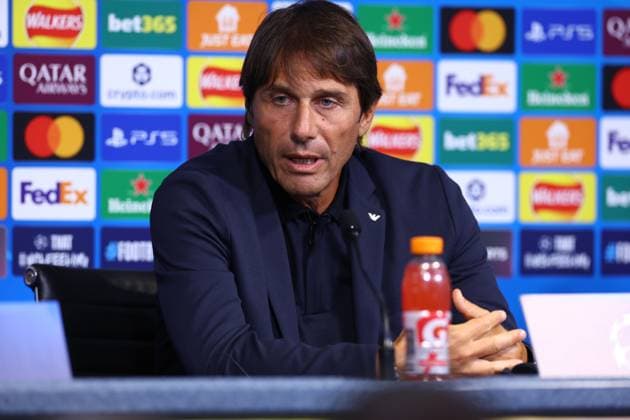 September 17, 2025, Manchester, Naples, England: Antonio Conte coach of Napoli during a press conference, PK, Pressekonferenz of the UEFA Champions League 2025 26 League Phase at Etihad Stadium on September 18, 2025 in Manchester, England Manchester England - ZUMAl131 20250917_zsp_l131_055 Copyright: xCiroxDexLucax