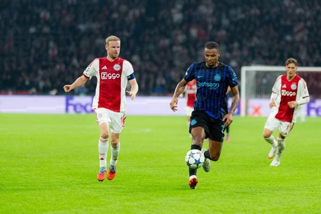 Ajax vs Inter Milan UEFA Champions League MD1 Player Name of Inter Milan in action against Ajax during the UEFA Champions League match at Johan Cruyff Arena in Amsterdam, Netherlands, on September 17, 2025. (Photo by Taisei Iwamoto) Copyright: xTaiseixIwamotox