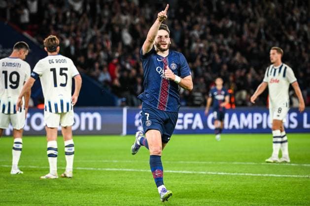 September 17, 2025, Paris, France, France: Khvicha KVARATSKHELIA of PSG celebrates his goal during the UEFA Champions League, League Phase MD1 match between Paris Saint-Germain and Atalanta BC at Parc des Princes Stadium on September 17, 2025 in Paris, France. Paris France - ZUMAm308 20250917_zsp_m308_007 Copyright: xMatthieuxMirvillex