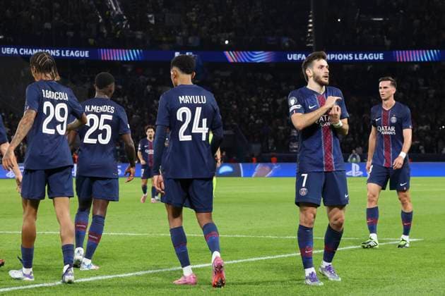 FOOTBALL : Paris Saint Germain Vs Atalanta - Ligue des Champions - 17 09 2025 Joie - But de Khvicha Kvaratskhelia (PSG) - Nuno Mendes (PSG) - Bradley Barcola (PSG) - Senny Mayulu (PSG) - Fabian Ruiz (PSG) ParisFrance  Copyright: xMichtofx