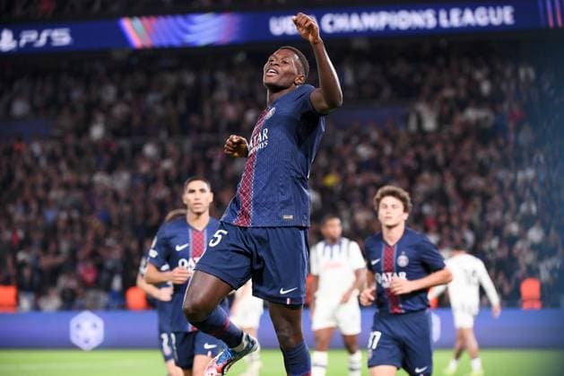 Paris Saint-Germain v Atalanta BC - UEFA Champions League 2025 2026 25 Nuno MENDES (psg) during the UEFA Champions League 2025 2026 match between Paris and Atalanta at Parc des Princes on September 17, 2025 in Paris, France. Paris France  Copyright: xFEPx 776382821