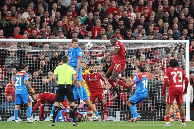 UEFA Champions League, League Stage Liverpool v Atletico Madrid Ibrahima Konate of Liverpool heads on goal during the UEFA Champions League, League Stage Liverpool vs Atletico Madrid at Anfield, Liverpool, United Kingdom, 17th September 2025 (Photo by Alfie Cosgrove News Images) Liverpool Anfield Merseyside United Kingdom Copyright: xAlfiexCosgrove NewsxImagesx