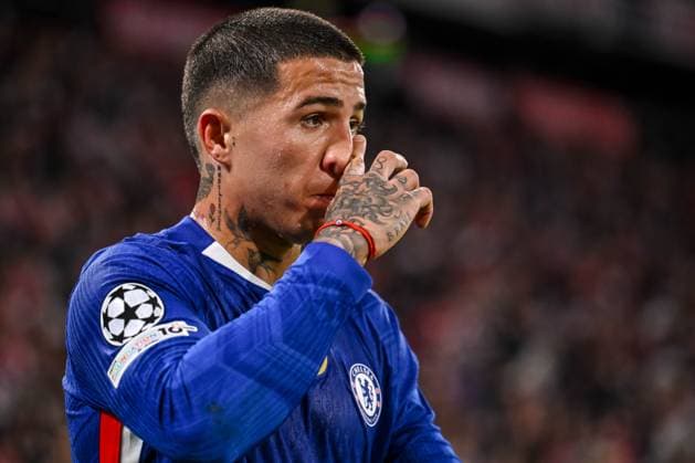 Enzo Fernandez Chelsea FC gestures, looks dejected during the UEFA Champions League 2025 26 League Phase MD1 match between FC Bayern Munich and Chelsea FC at Football Arena Munich on September 17, 2025 in Munich, Germany Photo by Harry Langer DeFodi Images