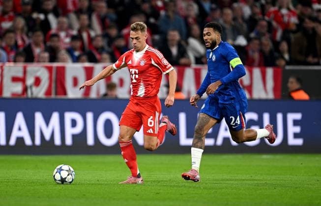 FOOTBALL CHAMPIONS LEAGUE SEASON 2025 2026 Preliminary Round 1 Matchday 17 09 2025 FC Bayern Muenchen FC Chelsea London Joshua Kimmich left, FC Bayern Muenchen v Reece James right, Chelsea FC