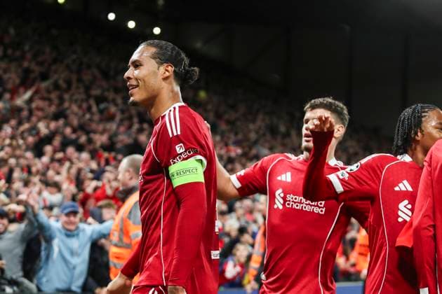 Liverpool FC v Atletico Madrid, Champions League Liverpool defender Virgil van Dijk (4) scores a GOAL 3-2 and celebrates during the Liverpool FC v Atletico Madrid Champions League Round One match at Anfield, Liverpool, United Kingdom on 17 September 2025 Credit: Lee Keuneke Every Second Media Editorial use only. All images are copyright Every Second Media Limited. No images may be reproduced without prior permission. Copyright: xIMAGO EveryxSecondxMediax ESM-1590-0088 LeexKeunekex xEveryxSecondxMediax