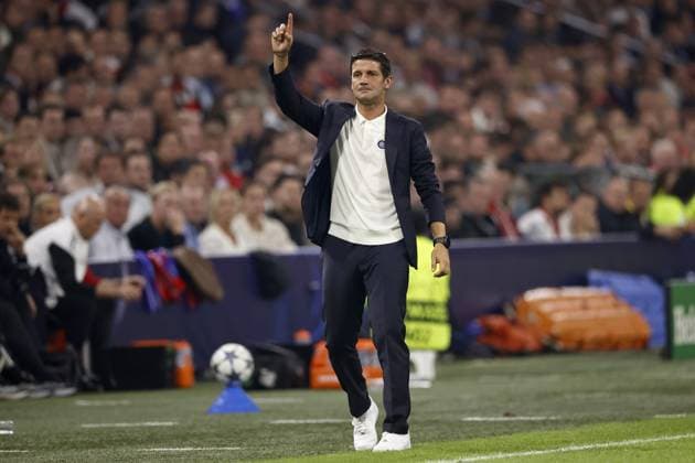 AMSTERDAM - FC Internazionale Milano coach Cristian Chivu during the UEFA Champions League match between AFC Ajax and FC Internazionale Milano at the Johan Cruijff ArenA on September 17, 2025, in Amsterdam, Netherlands. ANP Hollandse Hoogte Maurice van Steen UEFA Champions League 2025 26 xVIxANPxSportx xMauricexvanxSteenxIVx 536661583 originalFilename: 536661583.jpg