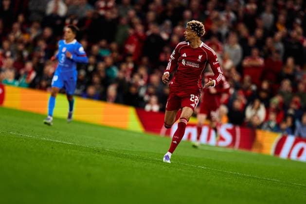 LIVERPOOL, ENGLAND - SEPTEMBER 17: Hugo Ekitike of Liverpool in action during the UEFA Champions League 2025 26 League Phase MD1 match between Liverpool and Atletico Madrid at Anfield on September 17, 2025 in Liverpool, England. (Photo by Kobie Abbott Sports Press Photo) Copyright: xKobiexAbbottx Sportspressphoto_SPR27603