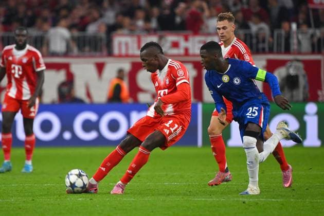 Nicolas JACKSON Bayern Muenchen , action,duel against Moises CAICEDO Chelsea FC Football Champions League,season 2025 26 ,1 matchday FC Bayern Muenchen FC Chelsea 3 1 on 17 09 2025 A L L I A N Z A R E N A