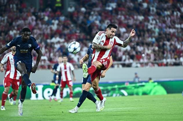 September 17, 2025, Piraeus, Piraeus, Greece: 3 FRANCISCO ORTEGA of Olympiacos in action during the UEFA Champions League, League Phase, Matchday 1 game between Olympiacos and Paphos FC at Georgios Karaiskakis Stadium on September 17, 2025, in Piraeus, Greece. Piraeus Greece - ZUMAk160 20250917_zip_k160_016 Copyright: xStefanosxKyriazisx