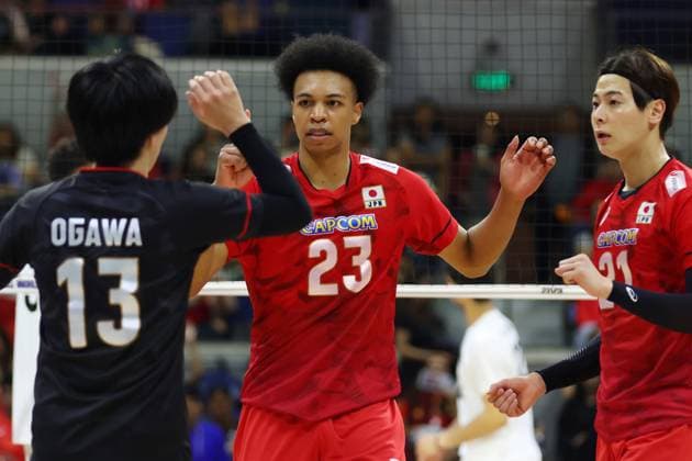 (L-R) Larry Evbade-Dan, Motoki Eiro (JPN), SEPTEMBER 17, 2025 - Volleyball : FIVB Volleyball Men s World Championship, WM, Weltmeisterschaft 2025 Preliminary Phase between Japan - Libya at Smart Araneta Coliseum, Metro Manila, Philippines. Noxthirdxpartyxsales  aflo_303810765