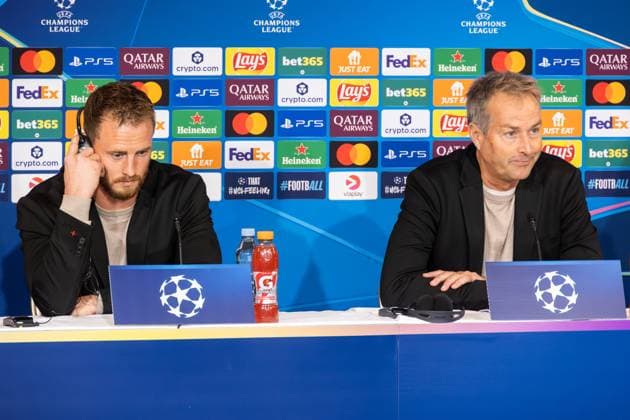 Bayer 04 Leverkusen press conference, PK, Pressekonferenz Head coach Kaspar Hjulmand (R) of Bayer 04 Leverkusen and Mark Flekken (L) of Bayer 04 Leverkusen attend a press conference ahead of the UEFA Champions League 2025 26 League Phase between F.C. Copenhagen and Bayer 04 Leverkusen at Parken Stadium. Copenhagen Denmark Copyright: xKristianxTuxenxLadegaardxBergx xSOPAxImagesx 17_09_2025_KTLB_B04_press_07