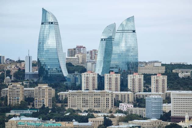 F1 - AZERBAIJAN GRAND PRIX 2025 General view of the track and the city of Baku during the 2025 Formula 1 Qatar Airways Azerbaijan Grand Prix, 17th round of the 2025 FIA Formula One World Championship, WM, Weltmeisterschaft from September 19 to 21, 2025 on the Baku City Circuit, in Baku, Azerbaijan - BakuAzerbaijan  Copyright: xEricxAlonsox
