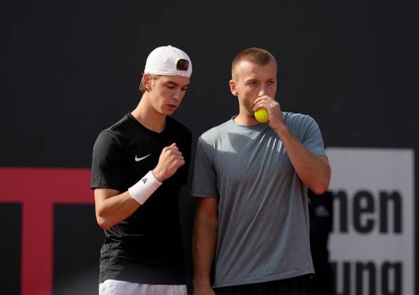 TENNIS - ATP, Tennis Herren Layjet Open BAD WALTERSDORF,AUSTRIA,18.SEP.25 - TENNIS - ATP Challenger Tour, Layjet Open. Image shows Alex Huszar (AUT) and Syl Gaxherri (AUT).  GEPAxpictures xMichaelxRiedler