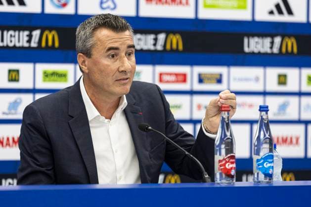 NEWS: Le president du Racing Marc Keller a reagi en confÃ rence de presse aux banderoles dÃ ployees dimanche a la Meinau. Strasbourg 18 09 2025 Le president du Racing Marc Keller a reagi en conference de presse aux banderoles dÃ ployÃ es dimanche a la Meinau.  Copyright: xelyxandroxcegarrax