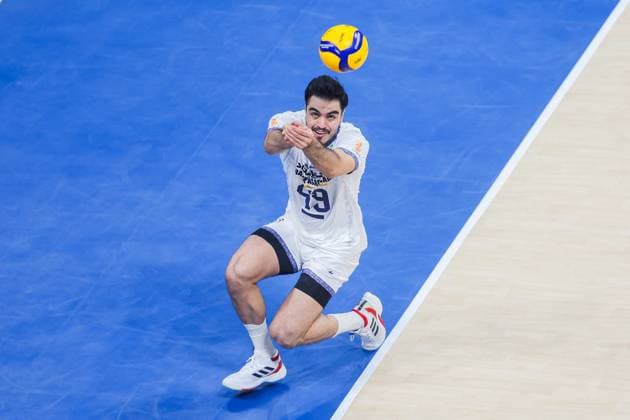 (250918) -- PASAY CITY, Sept. 18, 2025 -- Morteza Sharifi of Iran competes during the pool A match between Iran and the Philippines at the FIVB Men s World Championship, WM, Weltmeisterschaft 2025 in Pasay City, the Philippines, on Sept. 18, 2025. ) (SP)THE PHILIPPINES-PASAY CITY-VOLLEYBALL-FIVB MEN S WORLD CHAMPIONSHIP 2025 ROUELLExUMALI 