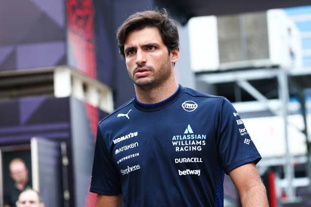 F1 - AZERBAIJAN GRAND PRIX 2025 SAINZ Carlos (spa), Williams Racing FW47, portrait during the 2025 Formula 1 Qatar Airways Azerbaijan Grand Prix, 17th round of the 2025 FIA Formula One World Championship, WM, Weltmeisterschaft from September 19 to 21, 2025 on the Baku City Circuit, in Baku, Azerbaijan - BakuAzerbaijan  Copyright: xEricxAlonsox